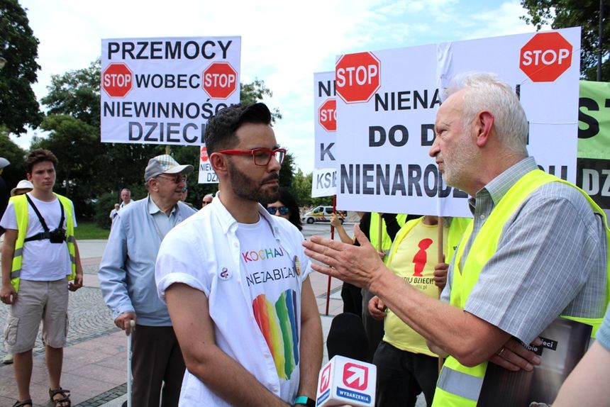 Manifestacja przeciw przemocy w Białymstoku