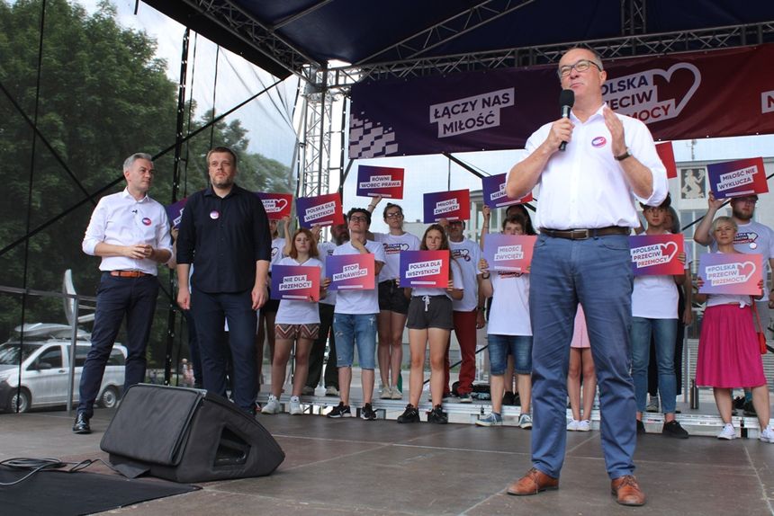 Manifestacja przeciw przemocy w Białymstoku