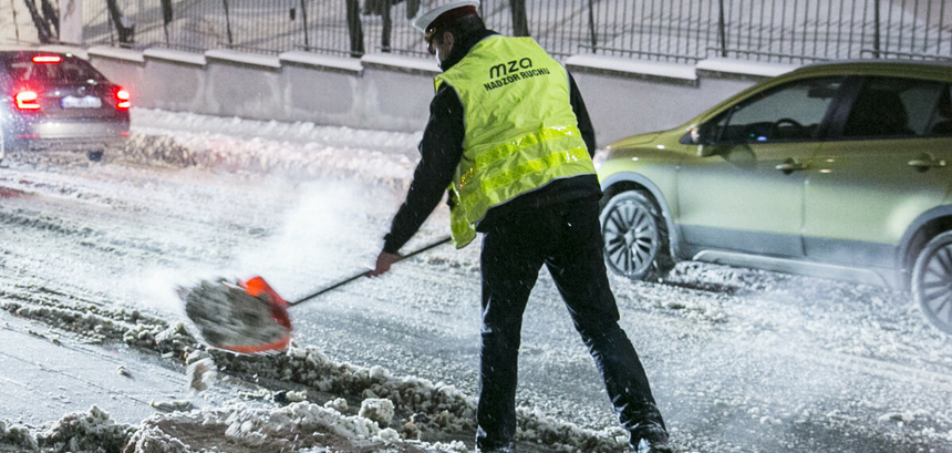 Warszawa kontra zima. Odśnieżanie kosztuje miliony