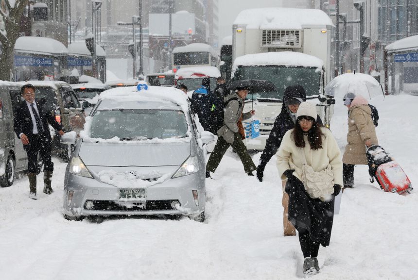Japonia, atak zimy w Sapporo