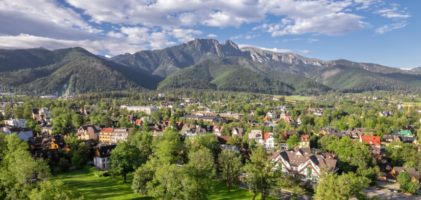 Zakopane i widok na Tatry