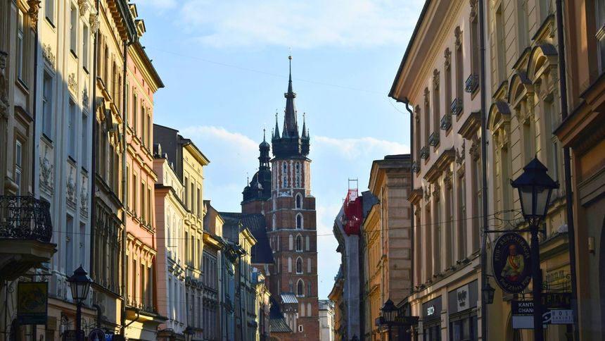 Autorzy docenili m.in. prostotę dotarcia do centrum z lotniska.