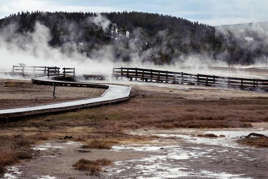 Yellowstone, gejzery i zwiedzanie