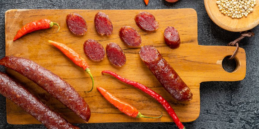bardzo ostra kiełbasa z chilli