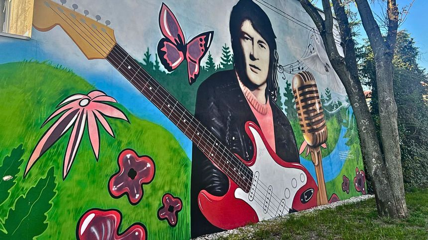 Mural na pasażu Klenczona. Fot. Radiopogoda.pl