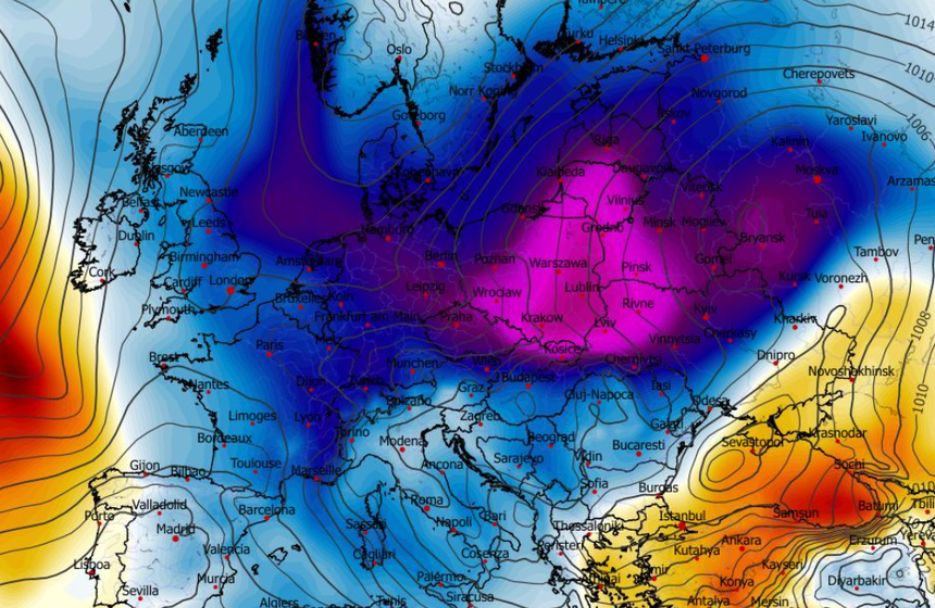 Anomalia temperatury na poziomie ciśnienia 850 hPa 11.01