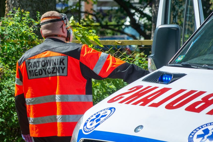 Karetka pogotowia, ambulans