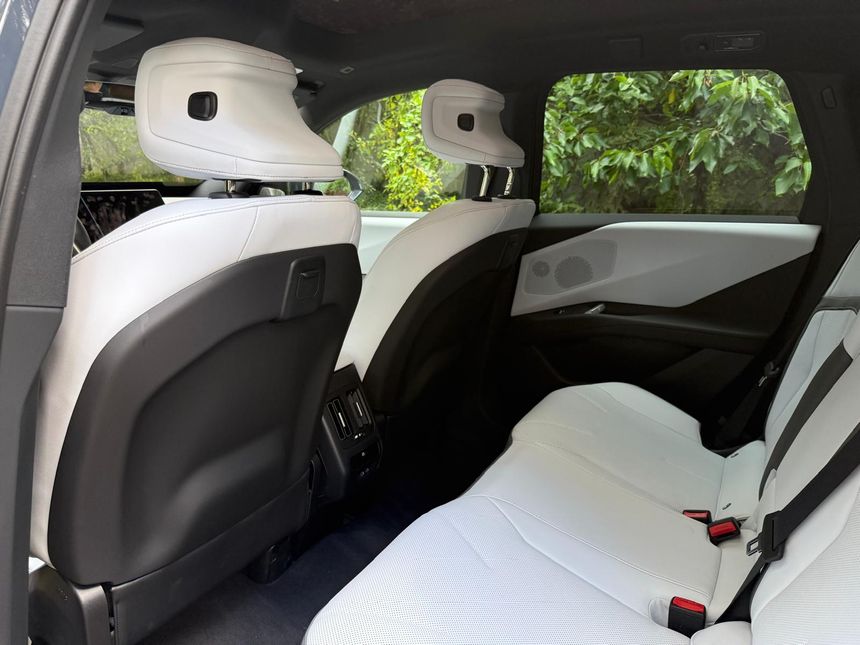 Tylne siedzenia BMW