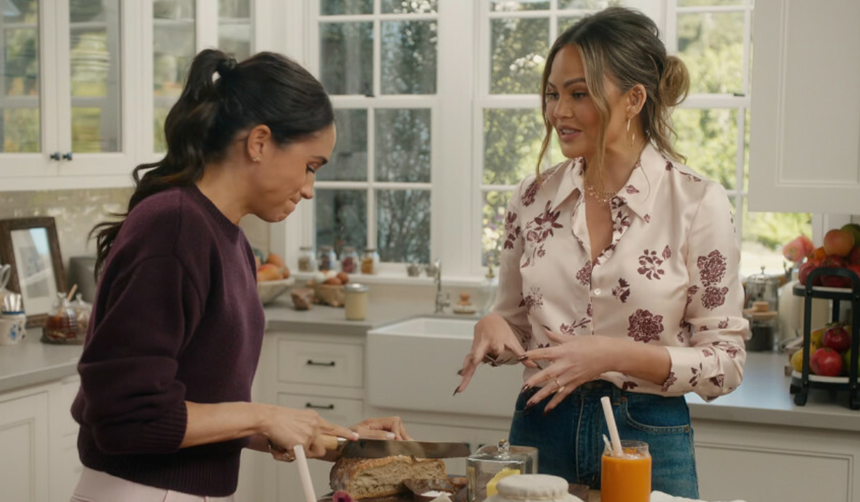 Meghan Markle i Chrissy Teigen na planie programu Netflixa With Love, Meghan
