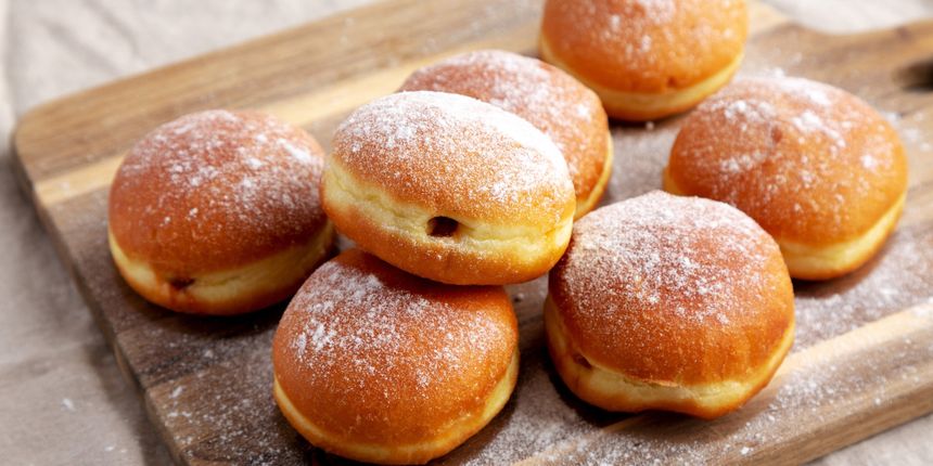 tradycyjne pączki na tłusty czwartek 2026