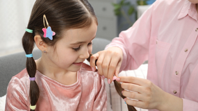 Kilkuletnia dziewczynka