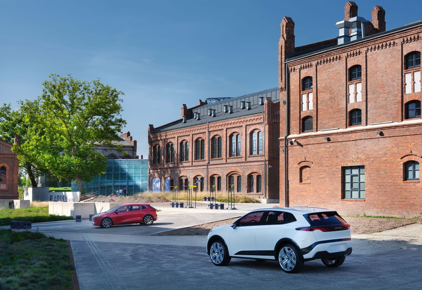 Tak wyglądają polskie samochody elektryczne Izera