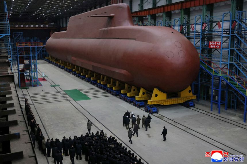Korea Północna buduje okręt podwodny uzbrojony w głowice nuklearne