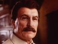 Robert Duvall jako Józef Stalin