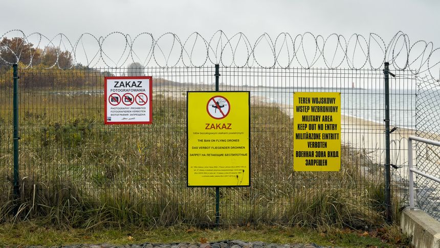 Wojsko wprowadziło ograniczenia dla samochodów z Chin