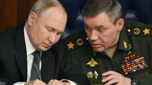 Władimir Putin i Walerij Gierasimow