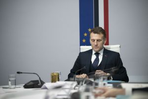 Macron zdalnie na spotkaniu Koalicji Chętnych