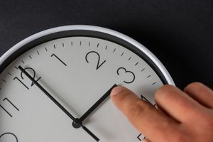 przestawianie zegarka