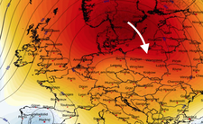 Anomalia wysokości geopotencjalnej na poziomie 500 hPa 08.03