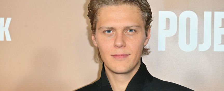 Jakub Gierszał na premierze filmu 