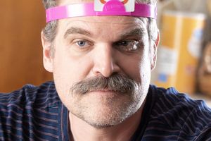 David Harbour w serialu 