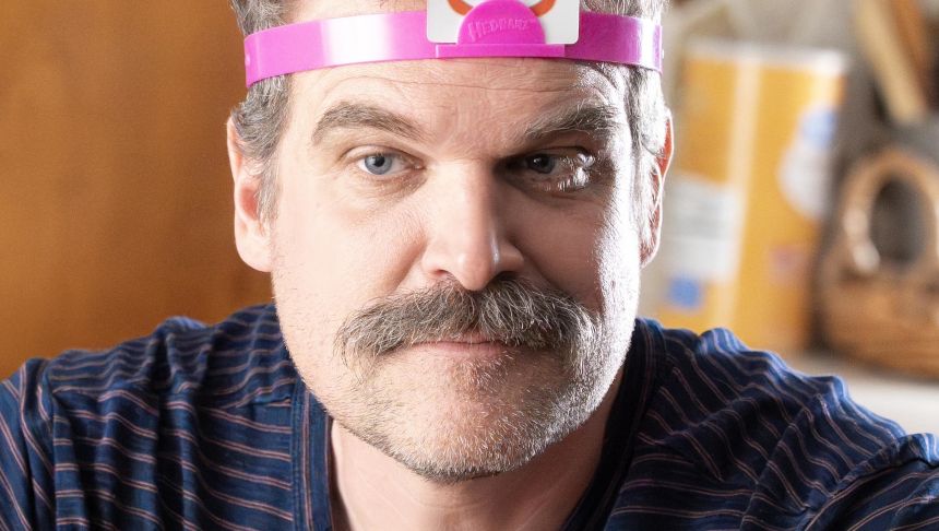 David Harbour w serialu 