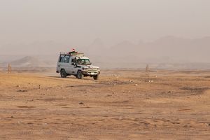 Samochód na pustyni