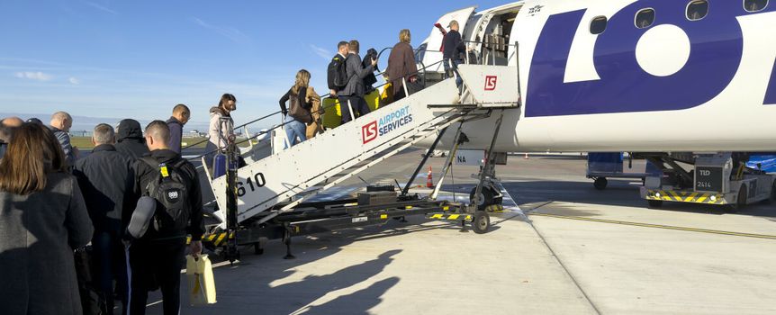 KE oferuje zwrot kosztów ewakuacji. Skorzysta m.in. Polska