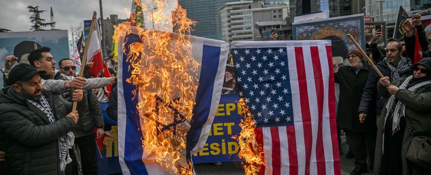 Protesty przeciwko atakom USA i Izraela