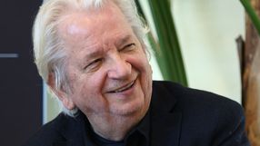 Juliusz Machulski z uśmiechem na ustach