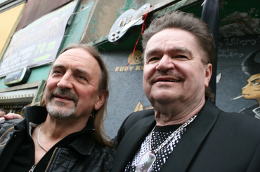 MAREK PIEKARCZYK I WOJCIECH KORDA
