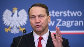Sikorski reaguje na loty Polaków na Bliski Wschód