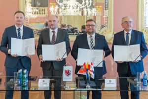 Marszałkowie województw