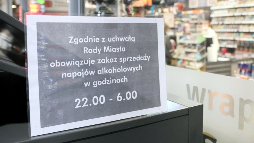 Nocna prohibicja w Warszawie