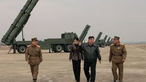 Kim Dzong Un osobiście nadzorował testy „superprecyzyjnych” wyrzutni pocisków kalibru 600 mm