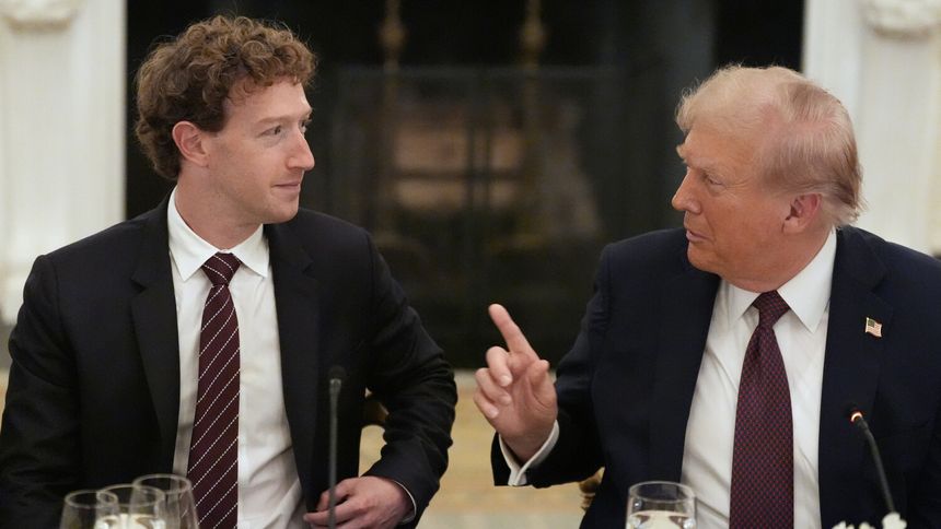 Mark Zuckerberg i Donald Trump 