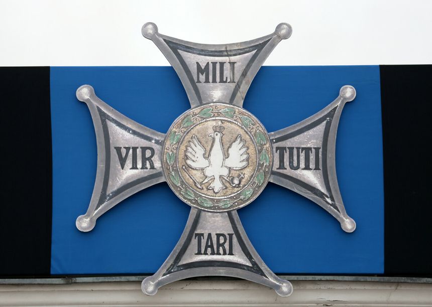 Order Virtuti Militari wystawiony na sprzedaż w Ukrainie