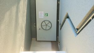 Jednym ze zgłaszanych przez samorządy problemów jest mała liczba schronów