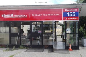 Wejście do zakładów Stomil Bydgoszcz