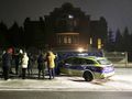 Policja przed plebanią w Kłobucku, gdzie doszło do morderstwa