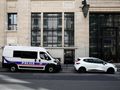 Francuska policja zatrzymała mężczyznę, który próbował zdetonować ładunek wybuchowy przed siedzibą Bank of America w centrum Paryża. 