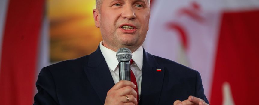 Mimo publikacji ustaw w Dzienniku Ustaw politycy PiS krytykowali rząd, zarzucając mu zwłokę w ich ogłoszeniu