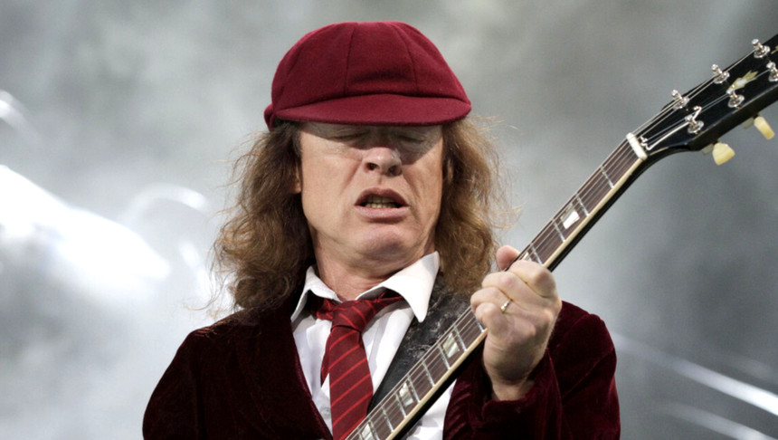 Angus Young - legendarny muzyk