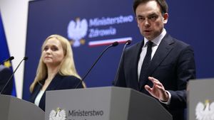 Ministrowie o karze dla Polski za nieodebrane szczepionki Pfizer