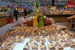 Zakupy przed świętami Wielkiej Nocy