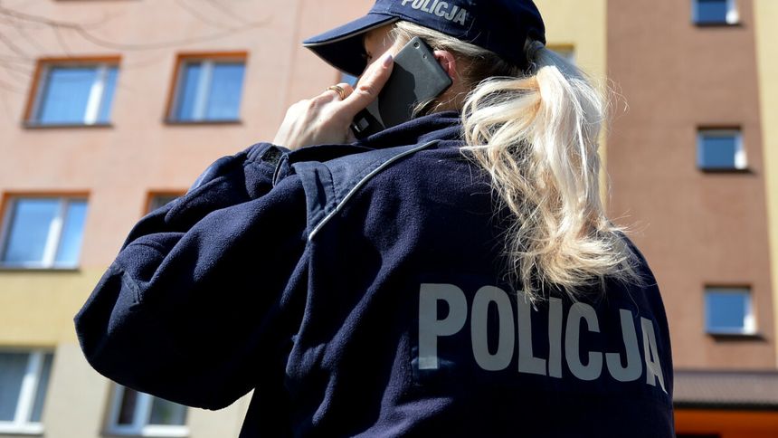 Oszuści zadzwonili do policjantki