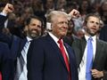 Prezydent USA Donald Trump i jego synowie - Eric Trump i Donald Trump Jr.