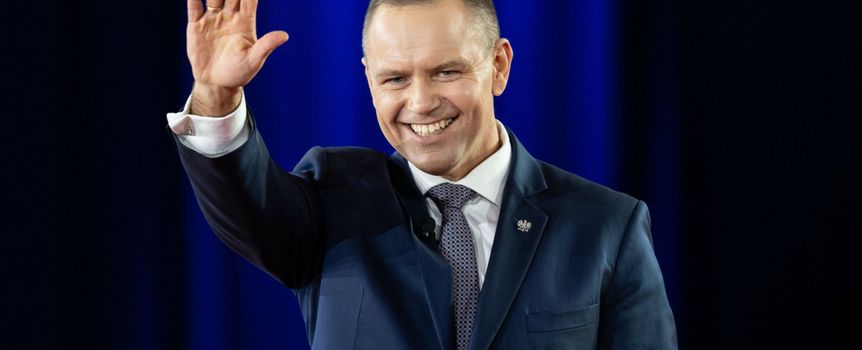 Prezydent Karol Nawrocki odebrał ślubowania jedynie od dwóch osób wybranych 13 marca przez Sejm na funkcję sędziów Trybunału Konstytucyjnego – Dariusza Szostka i Magdaleny Bentkowskiej. 