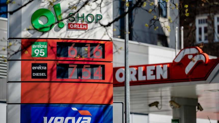 Ceny paliw ustanawiane są urzędowo