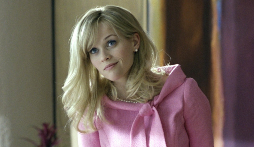 Reese Witherspoon jako Elle Woods w 